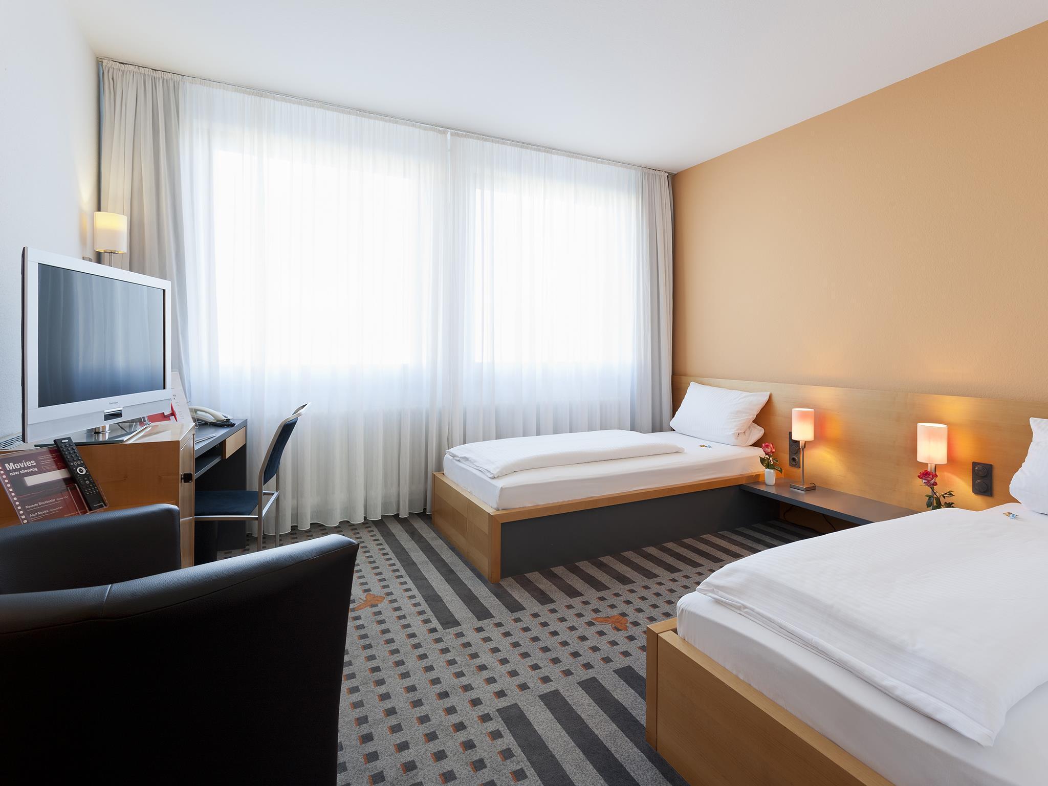 Best Western Hotel Am Europaplatz Königsbrunn Dış mekan fotoğraf