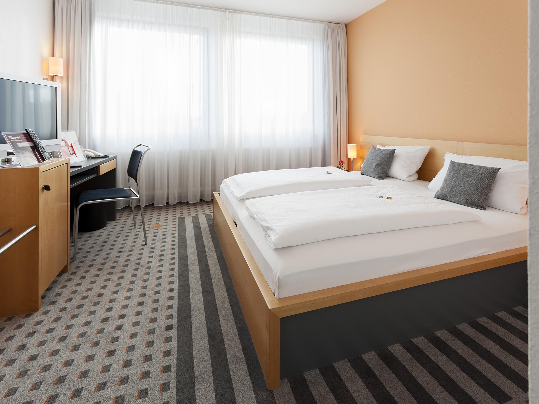 Best Western Hotel Am Europaplatz Königsbrunn Dış mekan fotoğraf