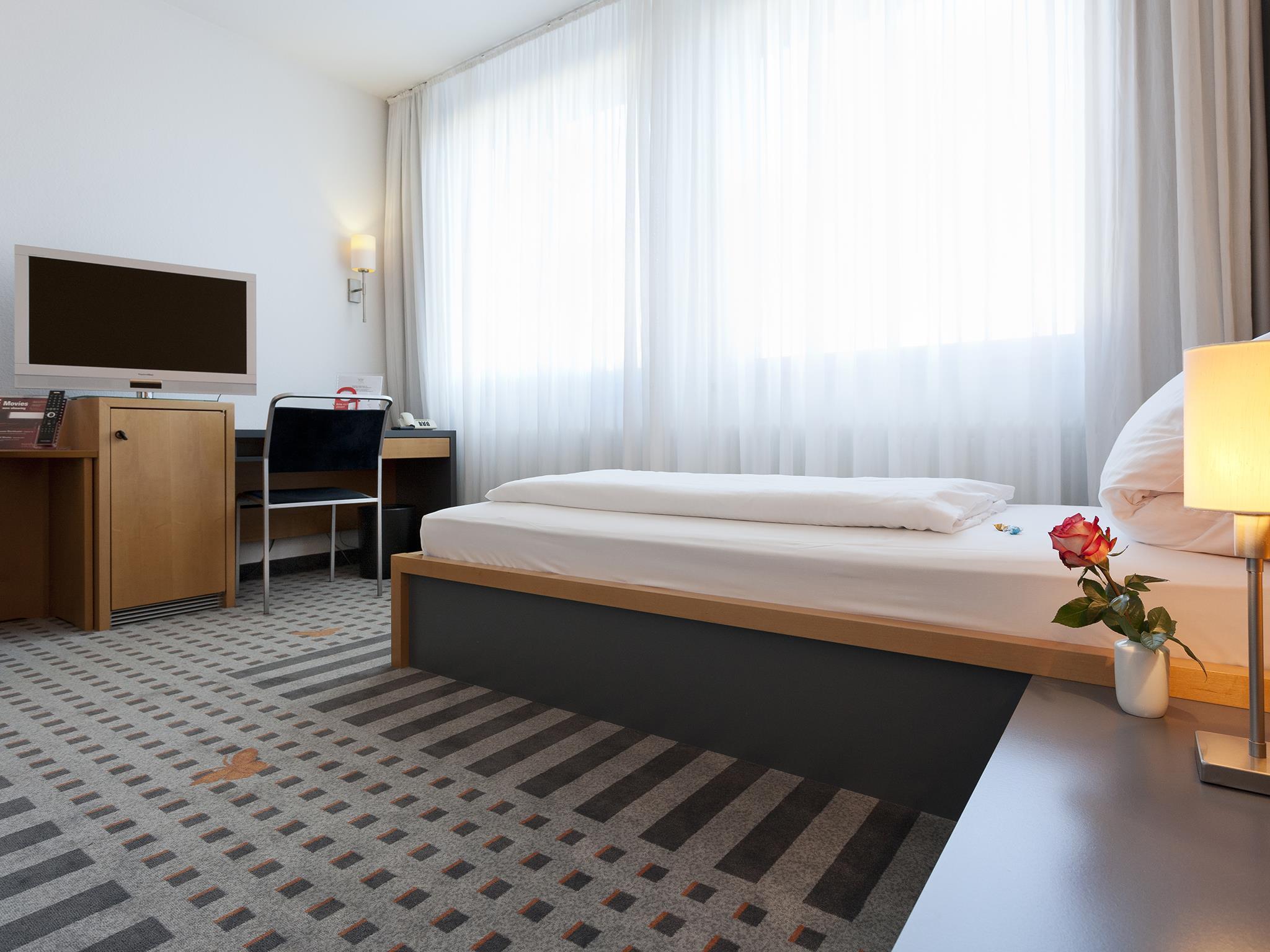Best Western Hotel Am Europaplatz Königsbrunn Dış mekan fotoğraf
