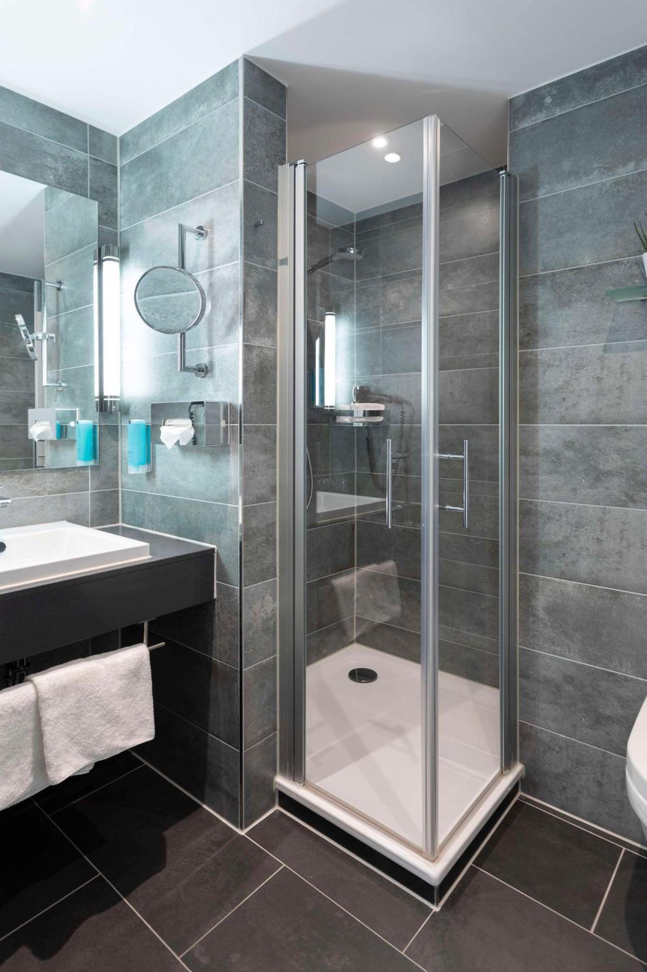 Best Western Hotel Am Europaplatz Königsbrunn Dış mekan fotoğraf