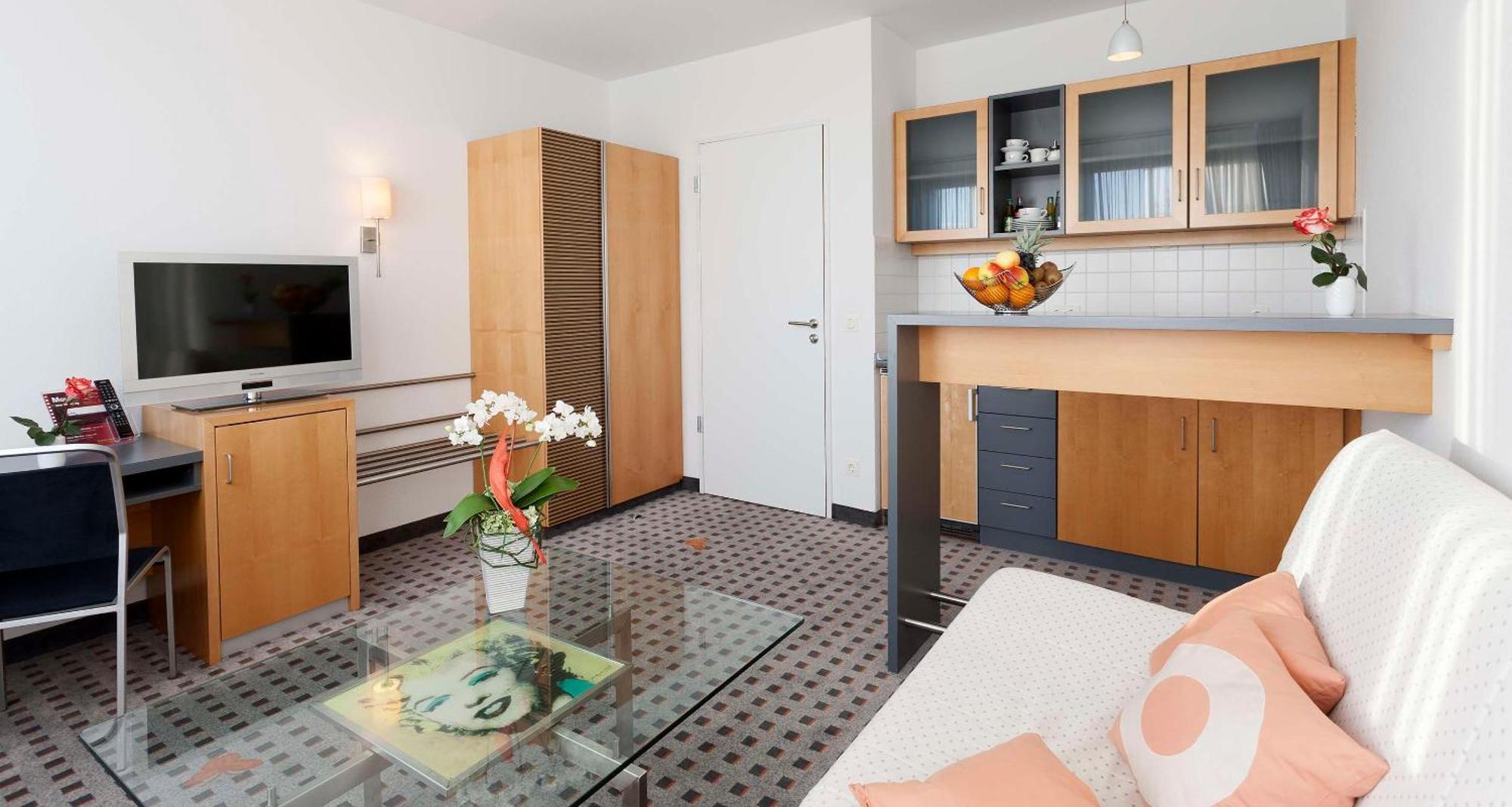 Best Western Hotel Am Europaplatz Königsbrunn Dış mekan fotoğraf